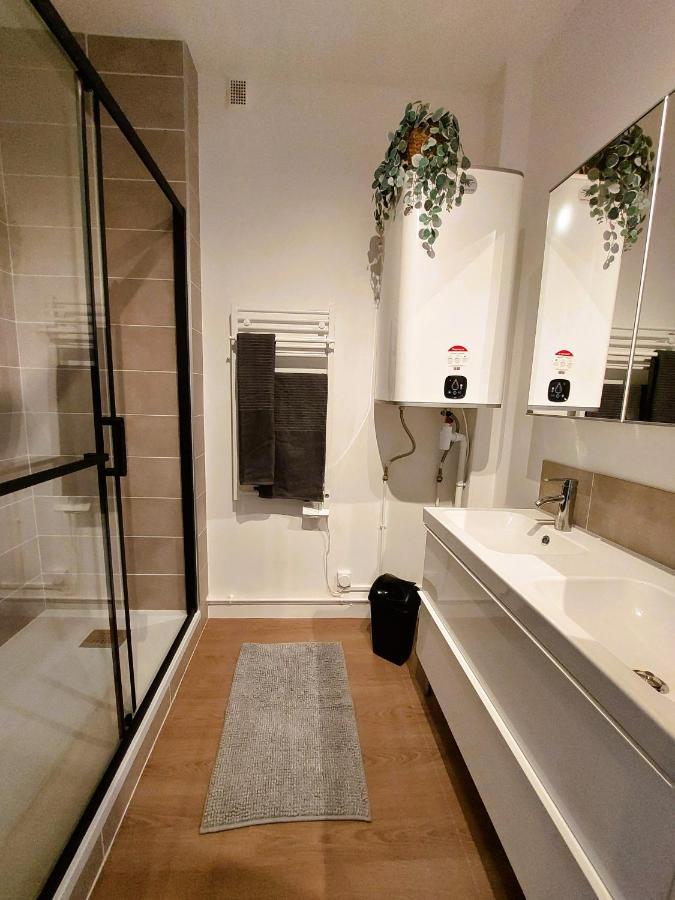 Champon - Lumineux 2 Chambres Avec Garage Prive - Tram A 1 Min Grenoble Eksteriør billede